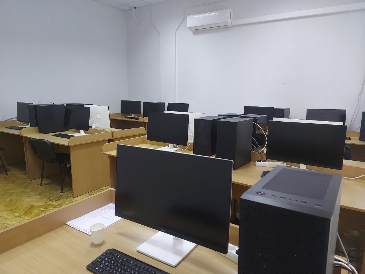 Навчально-наукова лабораторія інтелектуальних систем