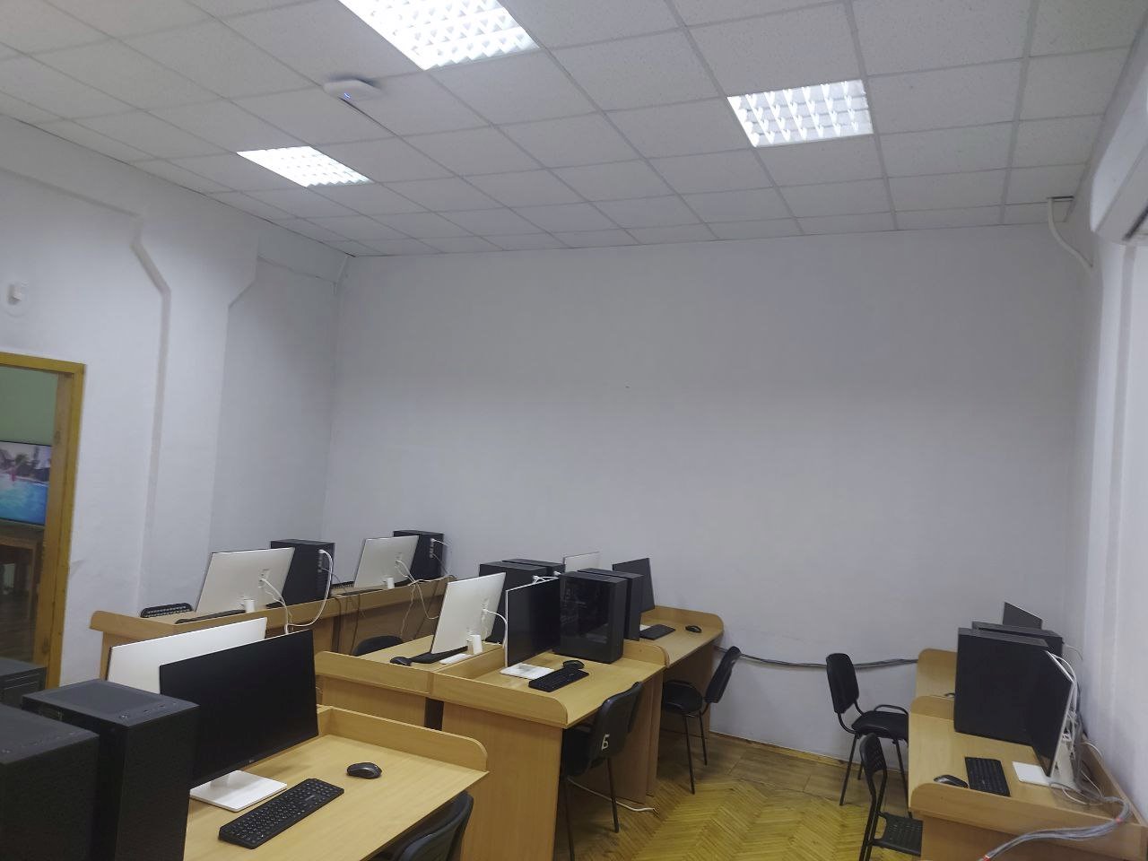 Робочі місця студентів у лабораторії